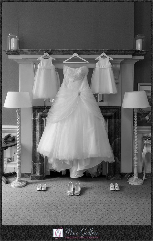 Bridal-Preparation-for-a-Moor-Park-Wedding-1